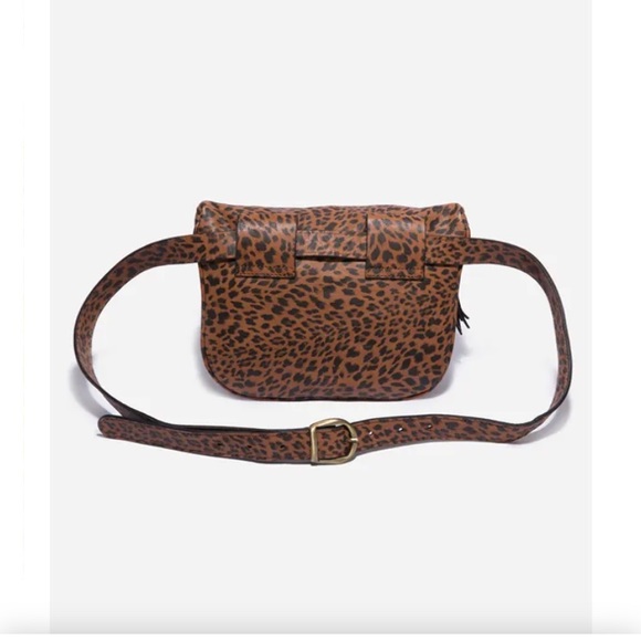 Johnny Was leopard print belt bag also can be warm as a cross body - Picture 5 of 8